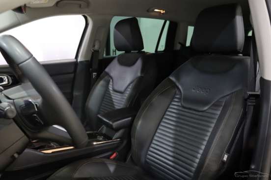 JEEP-COMMANDER-2022