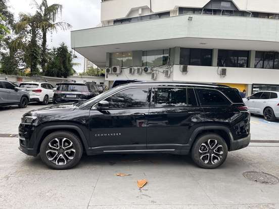 JEEP-COMMANDER-2025