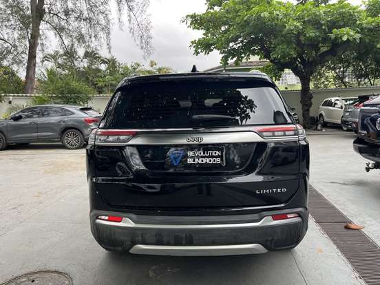 JEEP-COMMANDER-2025