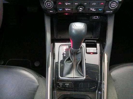 JEEP-COMMANDER-2023