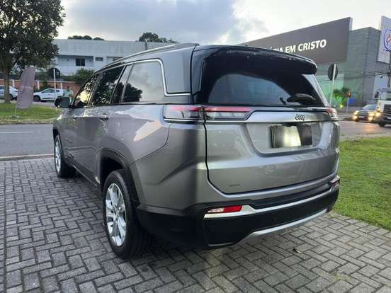 JEEP-COMMANDER-2024