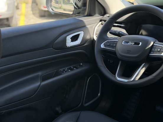 JEEP-COMMANDER-1.3 T270 TURBO FLEX LONGITUDE AT6 JEEP-COMMANDER-2026