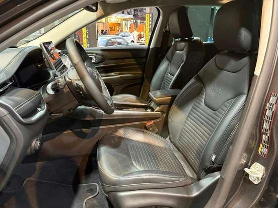 JEEP-COMMANDER-1.3 T270 TURBO FLEX LONGITUDE AT6 JEEP-COMMANDER-2025