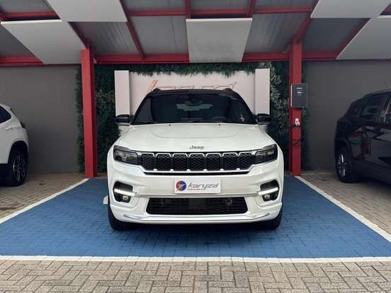JEEP-COMMANDER-2021