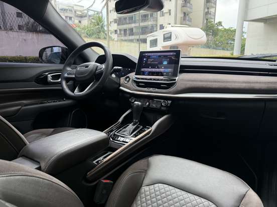 JEEP-COMMANDER-1.3 T270 TURBO FLEX OVERLAND AT6 JEEP-COMMANDER-2025