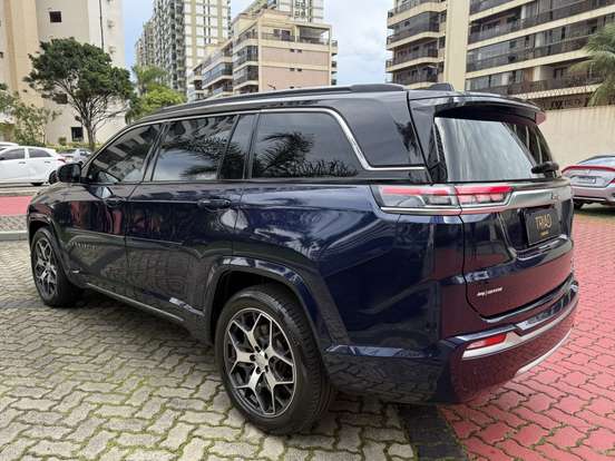 JEEP-COMMANDER-2025