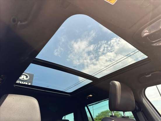 JEEP-COMMANDER-2024