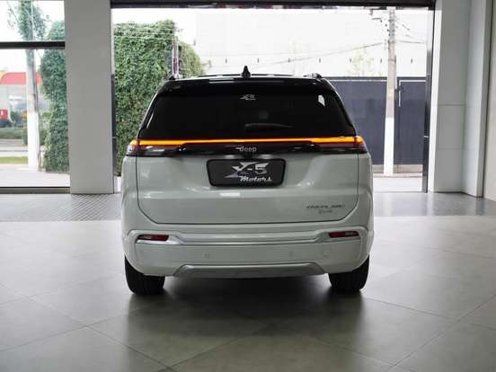 JEEP-COMMANDER-2025