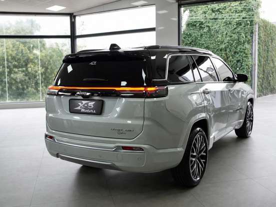 JEEP-COMMANDER-2025