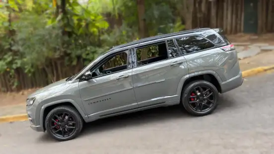 JEEP-COMMANDER-2024