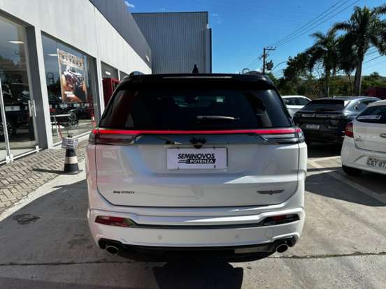 JEEP-COMMANDER-2.0 HURRICANE 4 TURBO GASOLINA BLACKHAWK AT9 JEEP-COMMANDER-2025