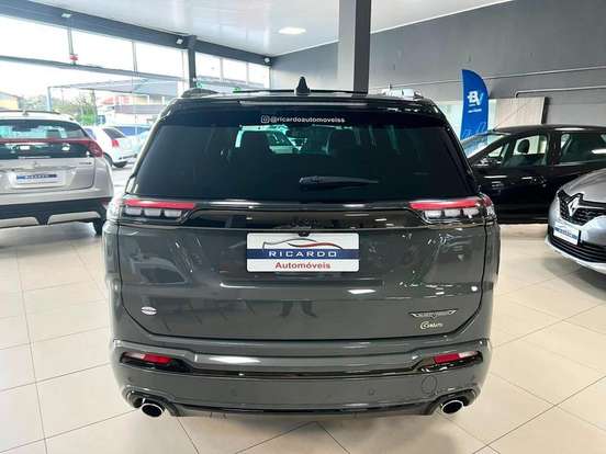 JEEP-COMMANDER-2024