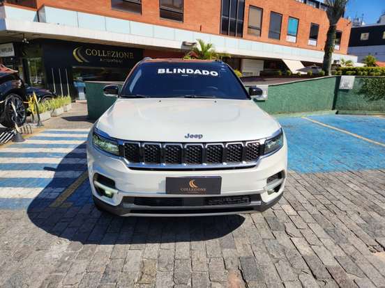 JEEP-COMMANDER-2022