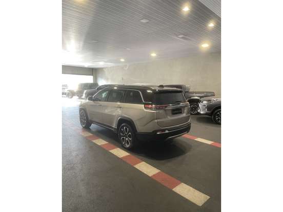 JEEP-COMMANDER-2.0 TD380 TURBO DIESEL LIMITED AT9 JEEP-COMMANDER-2021