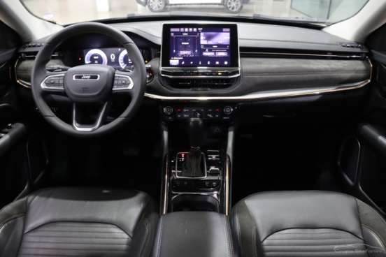 JEEP-COMMANDER-2022