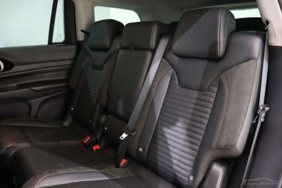 JEEP-COMMANDER-2.0 TD380 TURBO DIESEL LIMITED AT9 JEEP-COMMANDER-2022