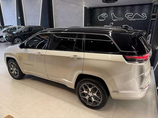 JEEP-COMMANDER-2.0 TD380 TURBO DIESEL OVERLAND AT9 JEEP-COMMANDER-2022