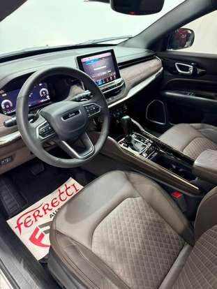 JEEP-COMMANDER-2025