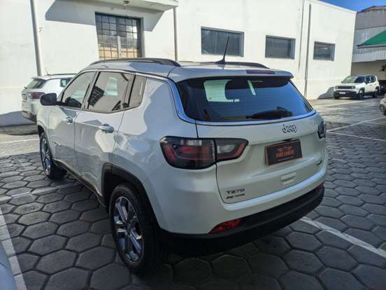 JEEP-COMPASS-2022