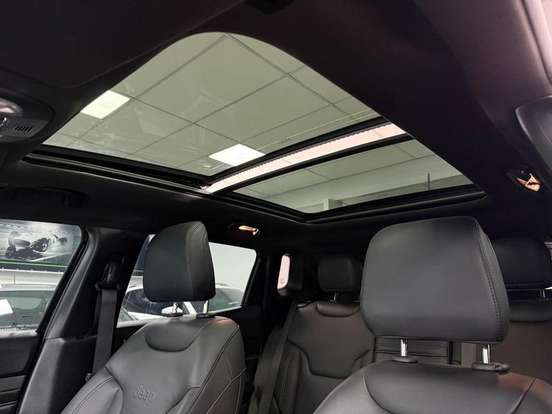JEEP-COMPASS-2024