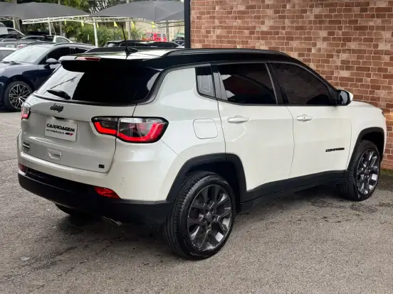 JEEP-COMPASS-2021