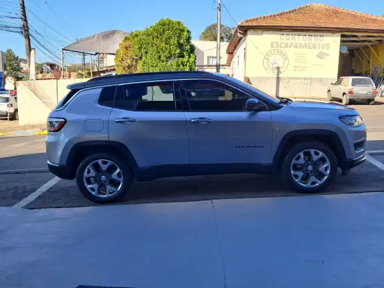 JEEP-COMPASS-2.0 16V FLEX LONGITUDE AUTOMÁTICO JEEP-COMPASS-2019