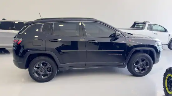 JEEP-COMPASS-2024