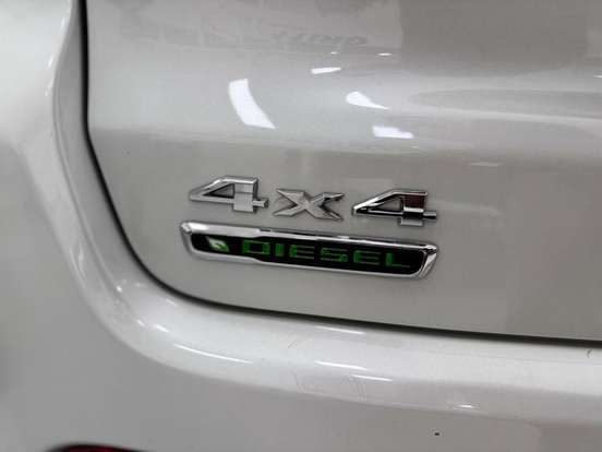 JEEP-COMPASS-2.0 16V DIESEL LIMITED 4X4 AUTOMÁTICO JEEP-COMPASS-2019