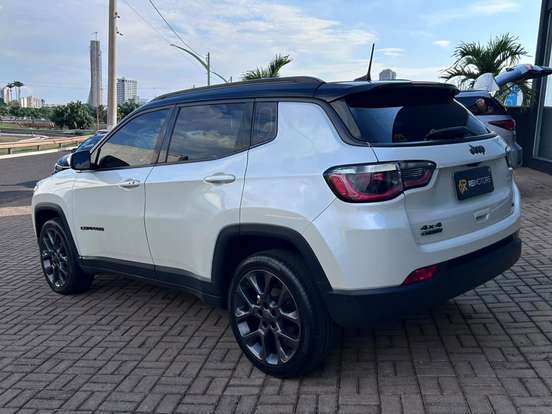 JEEP-COMPASS-2.0 16V DIESEL S 4X4 AUTOMÁTICO JEEP-COMPASS-2021