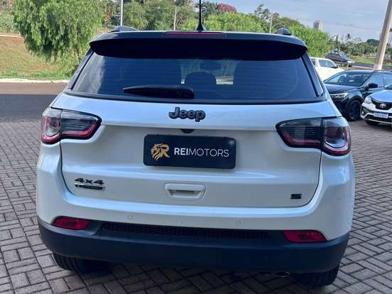 JEEP-COMPASS-2.0 16V DIESEL S 4X4 AUTOMÁTICO JEEP-COMPASS-2021