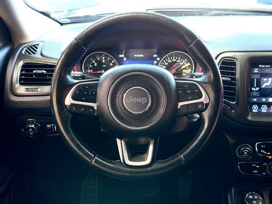 JEEP-COMPASS-2.0 16V DIESEL TRAILHAWK 4X4 AUTOMÁTICO JEEP-COMPASS-2019