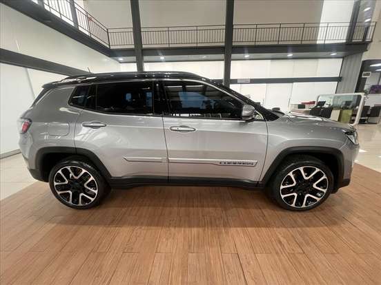 JEEP-COMPASS-2.0 16V FLEX LIMITED AUTOMÁTICO JEEP-COMPASS-2020