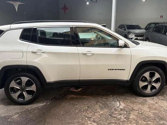JEEP-COMPASS-2.0 16V FLEX LONGITUDE AUTOMÁTICO JEEP-COMPASS-2018
