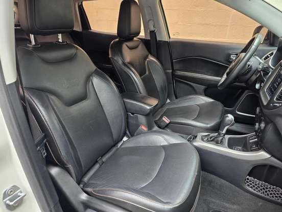 JEEP-COMPASS-2.0 16V FLEX LONGITUDE AUTOMÁTICO JEEP-COMPASS-2019