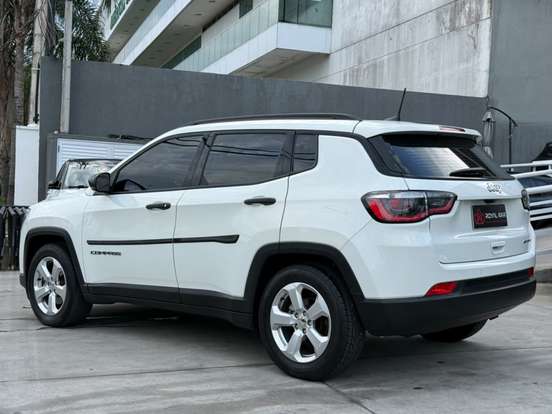 JEEP-COMPASS-2.0 16V FLEX SPORT AUTOMÁTICO JEEP-COMPASS-2017