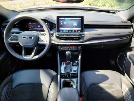 JEEP-COMPASS-2024