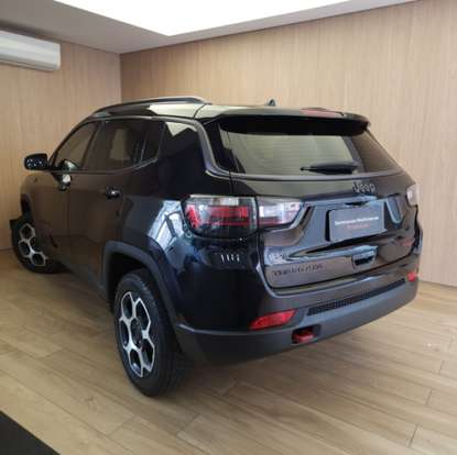 JEEP-COMPASS-2022