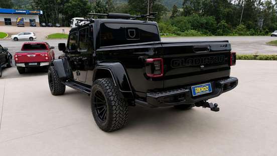 JEEP-GLADIATOR-2022