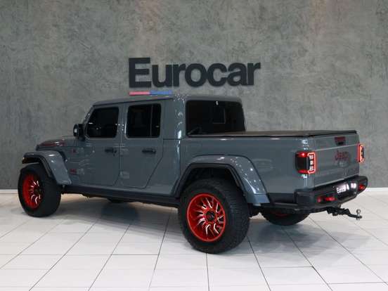 JEEP-GLADIATOR-2023