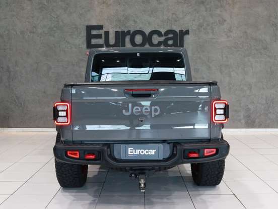 JEEP-GLADIATOR-2023