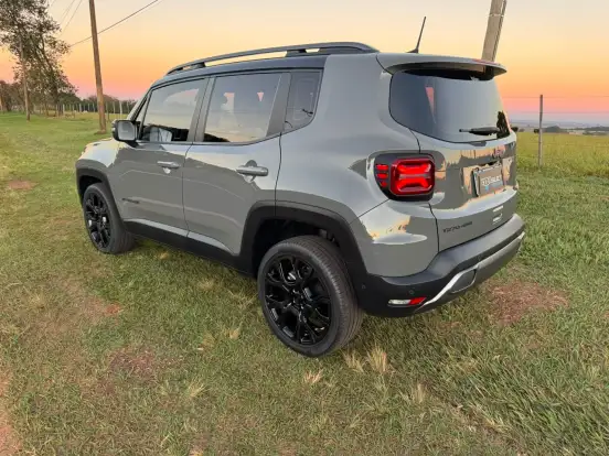 JEEP-RENEGADE-2022