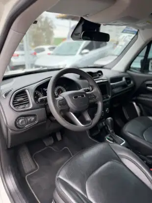 JEEP-RENEGADE-2023