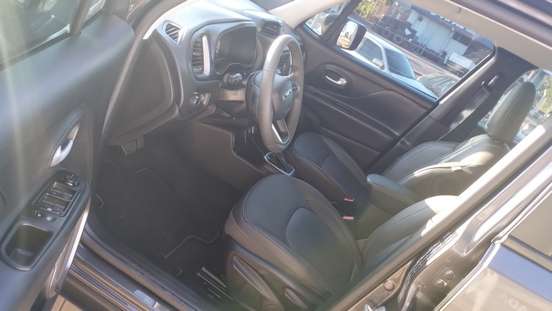 JEEP-RENEGADE-2023