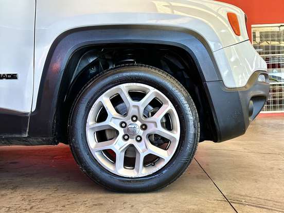JEEP-RENEGADE-2.0 16V TURBO DIESEL LONGITUDE 4P 4X4 AUTOMÁTICO JEEP-RENEGADE-2016