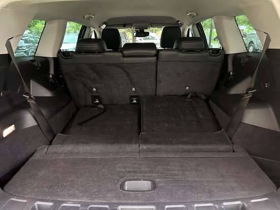 JEEP-COMMANDER-2.0 TD380 TURBO DIESEL LIMITED AT9 JEEP-COMMANDER-2022