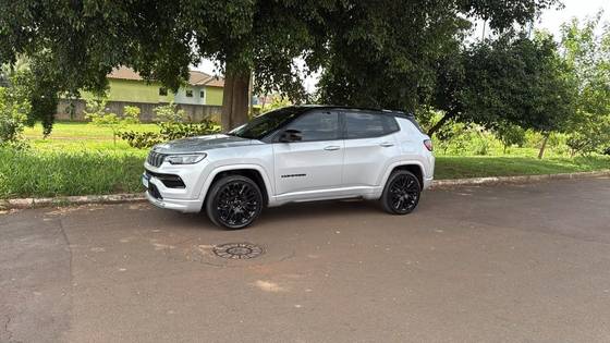 JEEP COMPASS 1.3 T270 TURBO HÍBRIDO S 4XE AT6