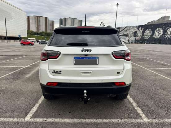 JEEP-COMPASS-2020