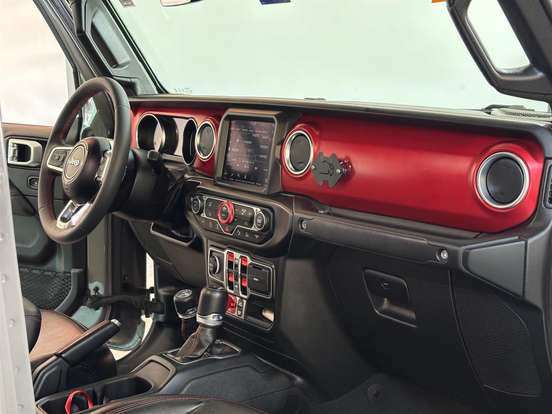 JEEP-GLADIATOR-2023