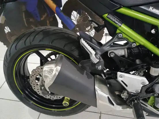 KAWASAKI-Z900-2018