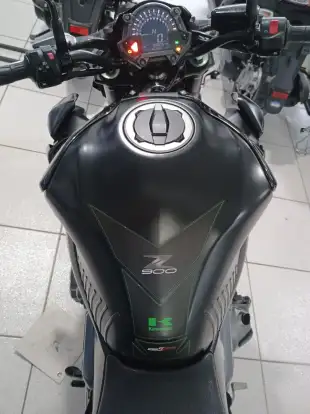 KAWASAKI-Z900-2018